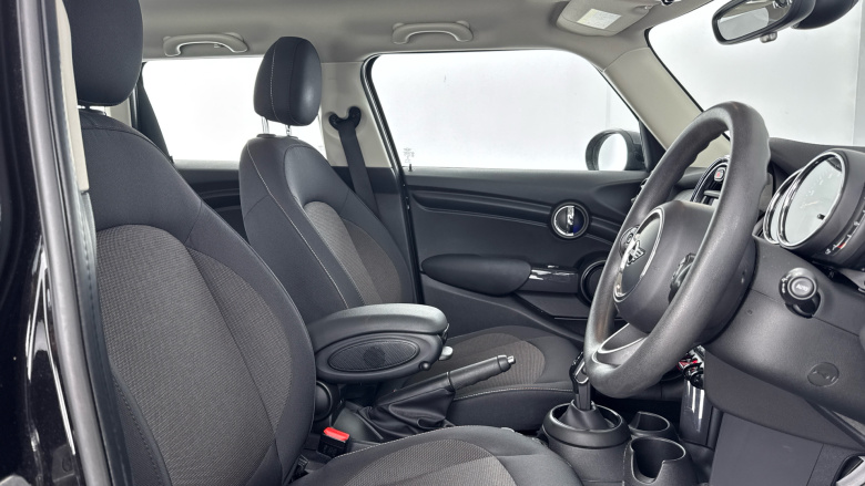 MINI Hatchback 1.5 Cooper Classic II 5dr Auto Petrol Hatchback